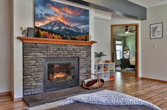 Building Photo - 90 Blueberry Hill Rd