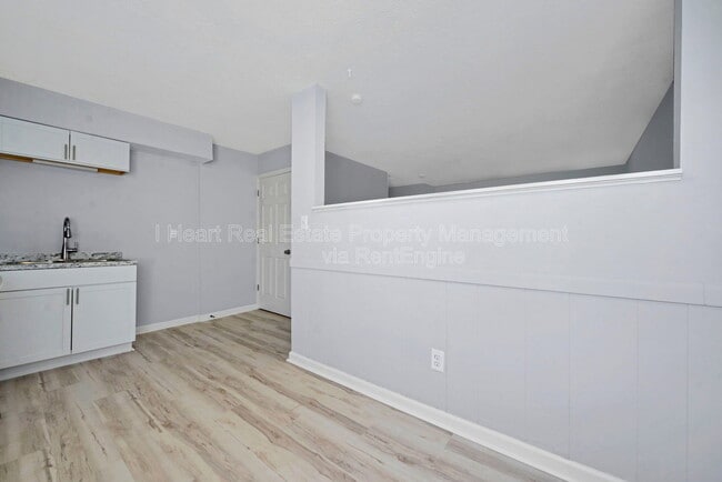 Building Photo - 3039 Morsetowne Ct N