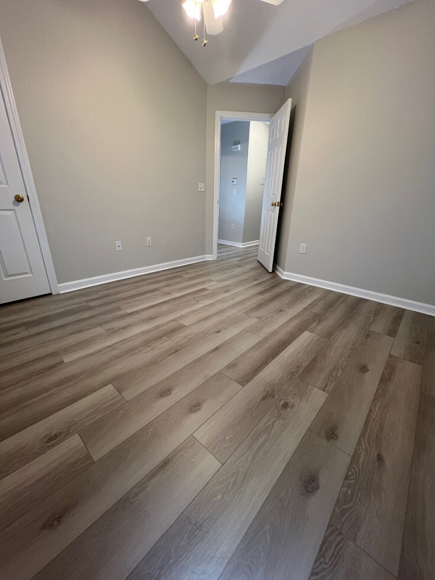 Building Photo - 134 Tyson Commons Ln