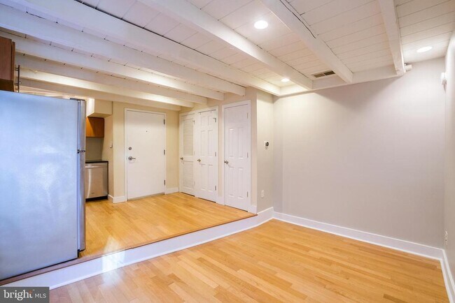 Building Photo - 1431 Spruce St