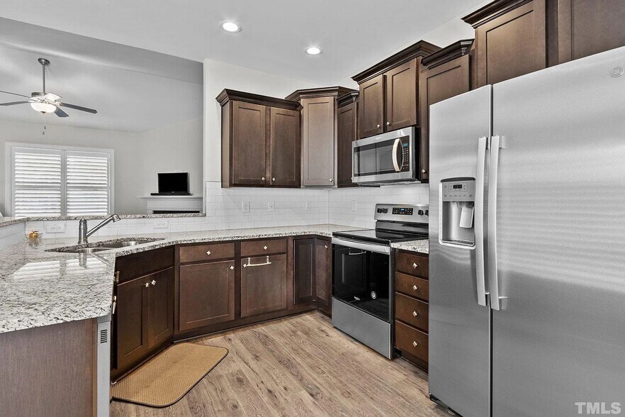 Building Photo - 119 Aviemore Ln