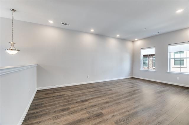 Building Photo - 2415 Acorn Ct.