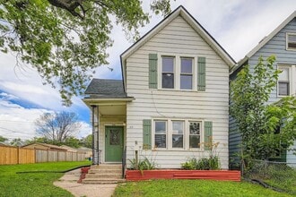 Building Photo - 911 Sims Ave