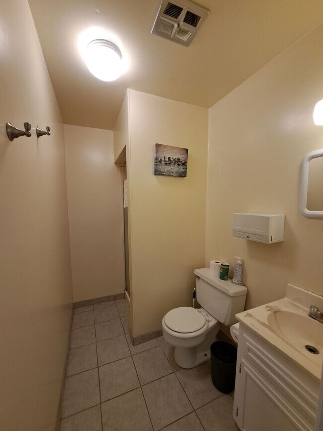 Building Photo - Price lowered & Limited-Time Offer: Get 50...