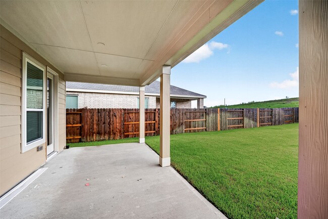 Building Photo - 15723 Autumn Chicory Dr