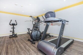 Building Photo - Serenity Apartments