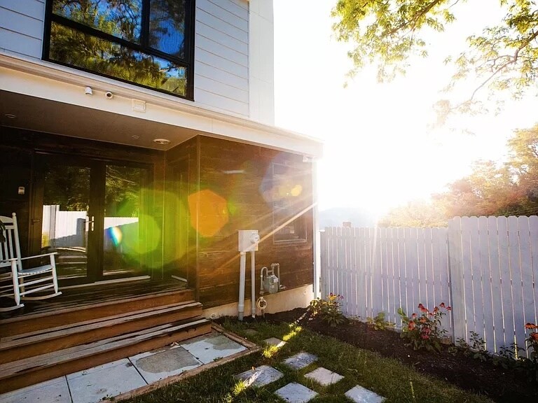 Building Photo - 803 54th St