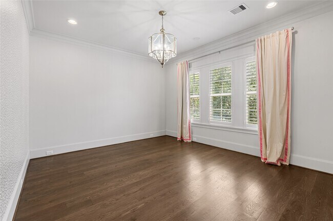 Building Photo - 5307 Huckleberry Ln