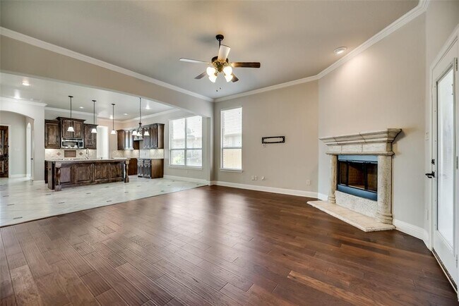 Building Photo - 1433 Nacona Dr