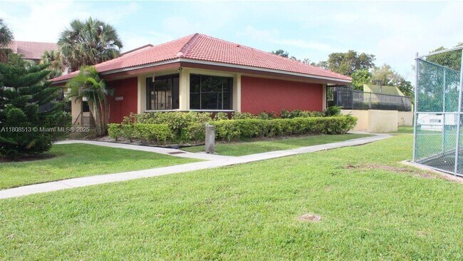 Building Photo - 8810 SW 123rd Ct
