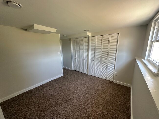 Building Photo - 8703 N Hull Dr