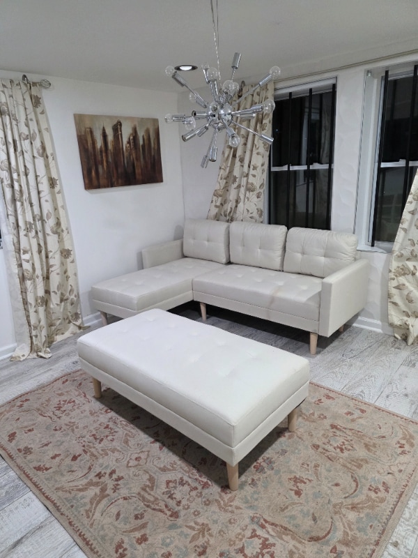 Building Photo - 2080 E Roxboro Rd NE