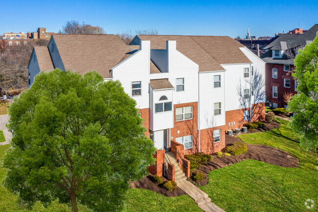 Exterior - Westminster Place Apartments and Townhomes