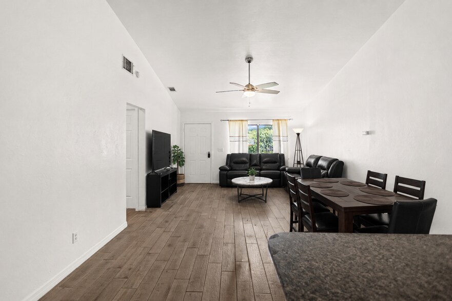 Building Photo - 17370 W Carnegie Cir