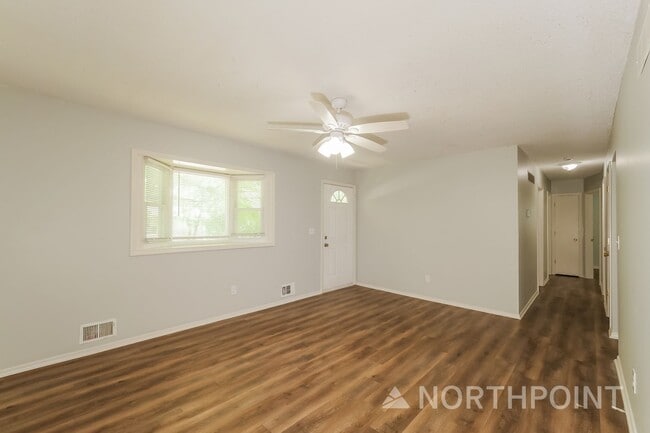 Building Photo - 3 BR/1BA | Newly Renovated Single Family Home | 1-Car Covered Parking | Gated backyard