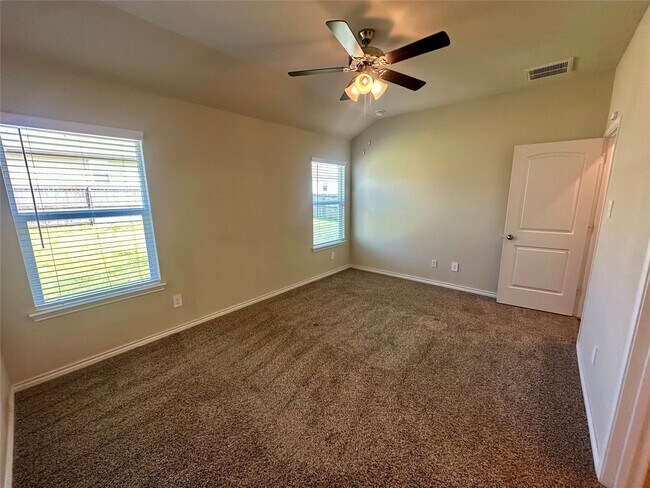 Building Photo - 1006 Fannin St