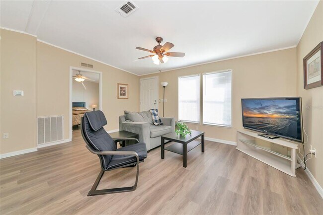 Building Photo - 3308 Anastasia Pl