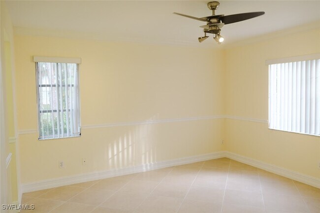 Building Photo - 345 Gabriel Cir