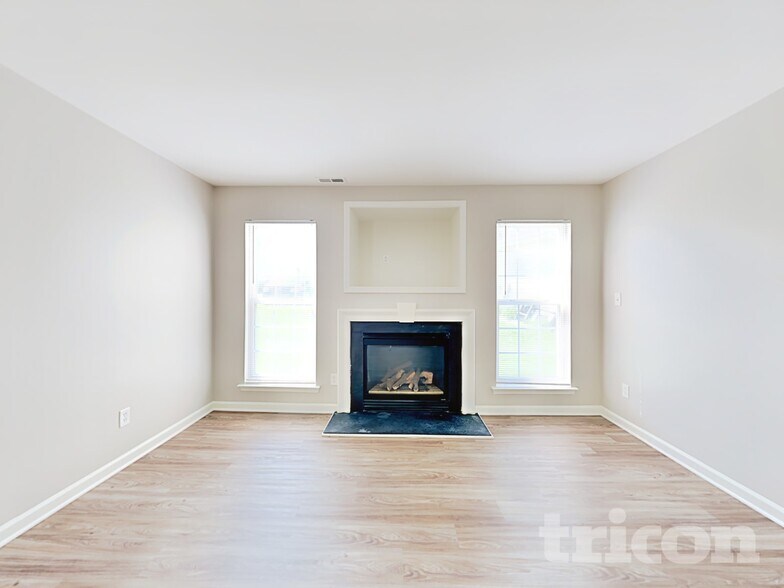 Building Photo - 9250 Austin Ridge Ln