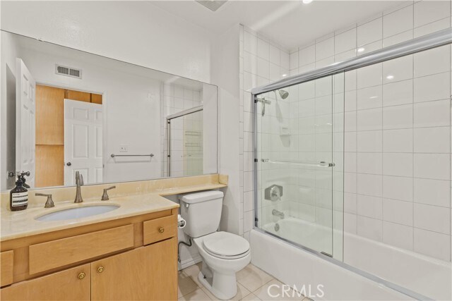 Building Photo - 4430 Noble Ave