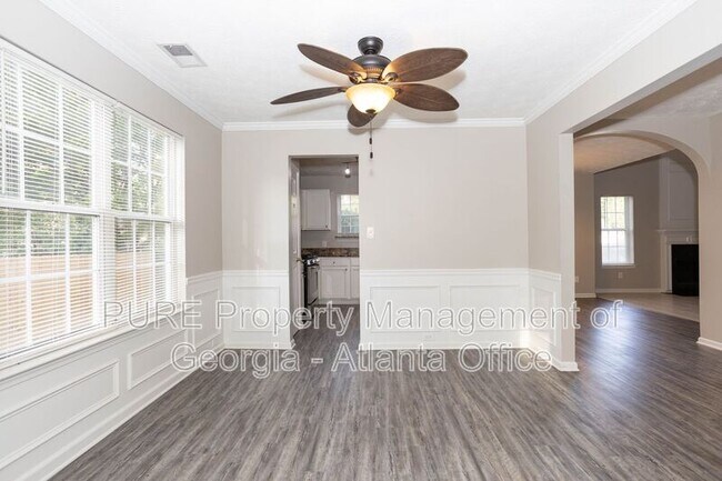 Building Photo - 4303 Brighton Way NW