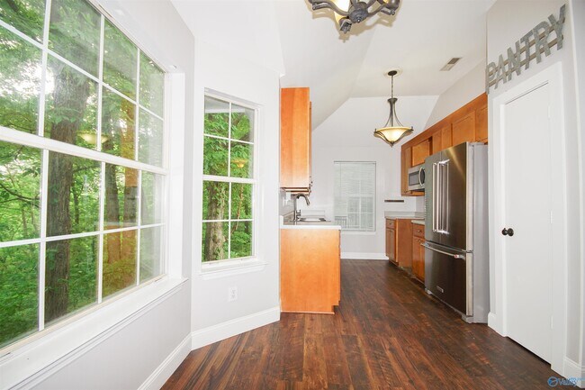 Building Photo - 127 Rebecca Pines Dr