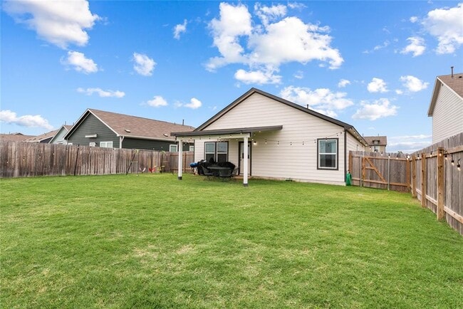 Building Photo - 509 Halfmoon Dr