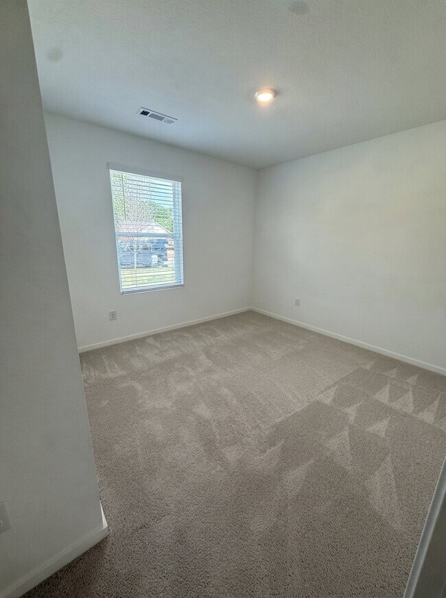Building Photo - 425 S Pittman St