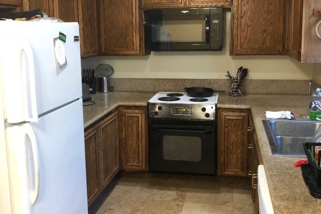 Kitchen - 7742 Paseo Del Rey