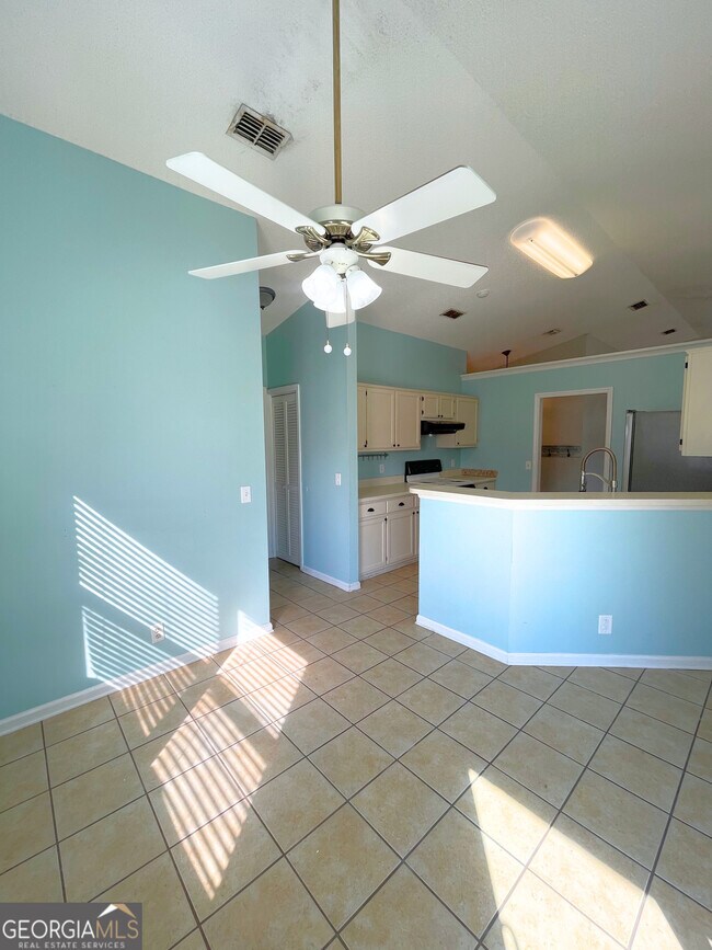 Building Photo - 314 Briarwood Cir