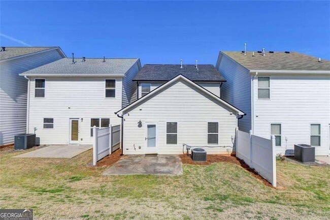 Building Photo - 4605 Blue Iris Way