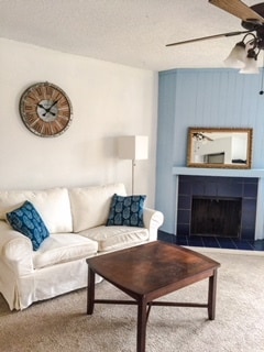 Living Room - 3120 Corona Trl