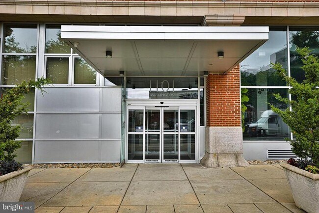 Building Photo - 1101 Washington Ave