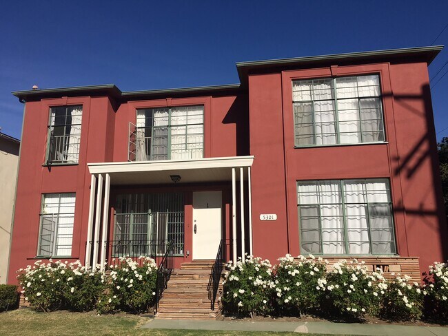 Building Photo - 5301 Russell Ave