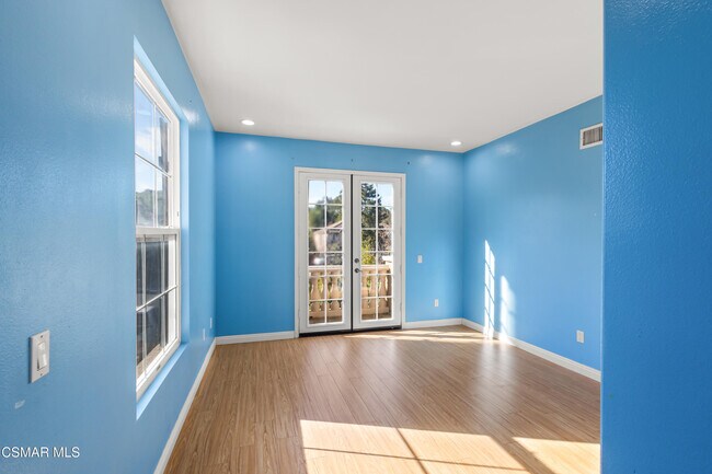 Building Photo - 516 Rustic Hills Dr