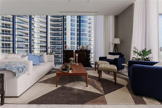 Building Photo - 17141 Collins Ave