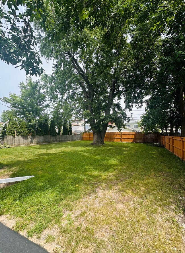 Building Photo - 8133 Laramie Ave