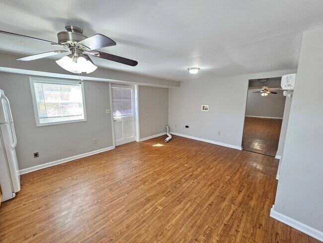 Building Photo - 777 Old Embreeville Rd