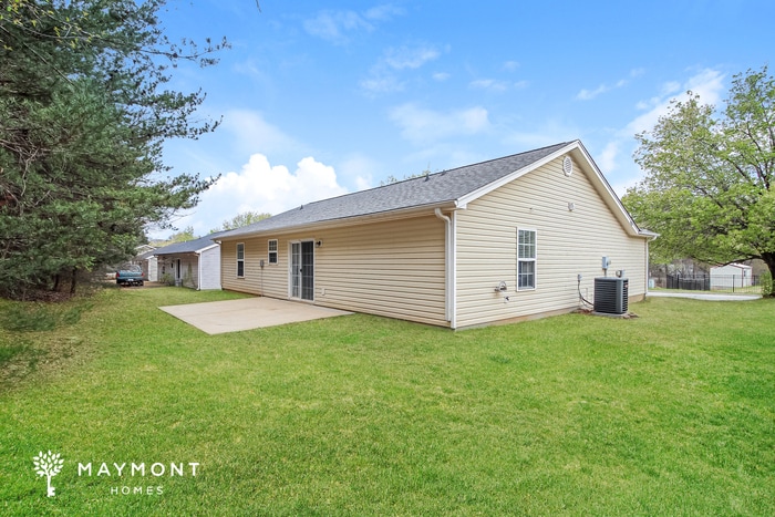 Building Photo - 302 Yukon Dr