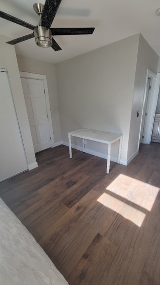 Building Photo - 509 Rose Ave