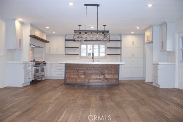 Building Photo - 9621 Central