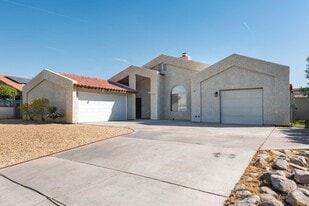Building Photo - 32408 Canyon Vista Rd