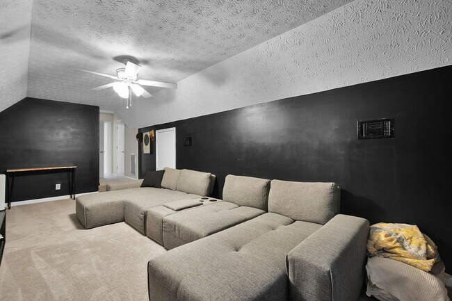 Building Photo - 234 Bordeaux Ln
