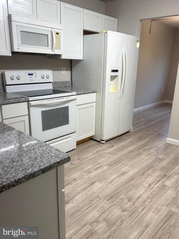 Building Photo - 11739 Ledura Ct