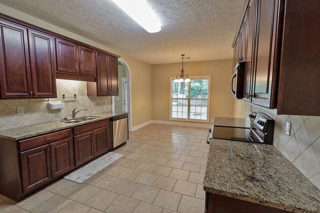 Building Photo - Home for Rent in Magnolia Estates