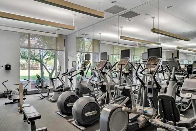 Building Photo - 83 Cambridge Pkwy