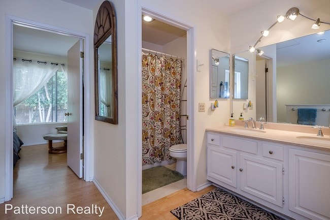 Building Photo - 2 br, 1 bath  - 750 Chorro #15