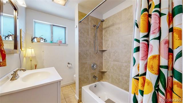 Building Photo - 6025 W 61st Ave