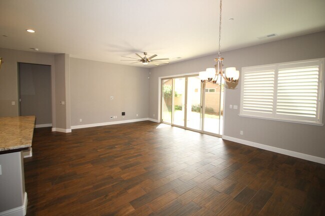 Building Photo - Copper River Home w/Solar + Office