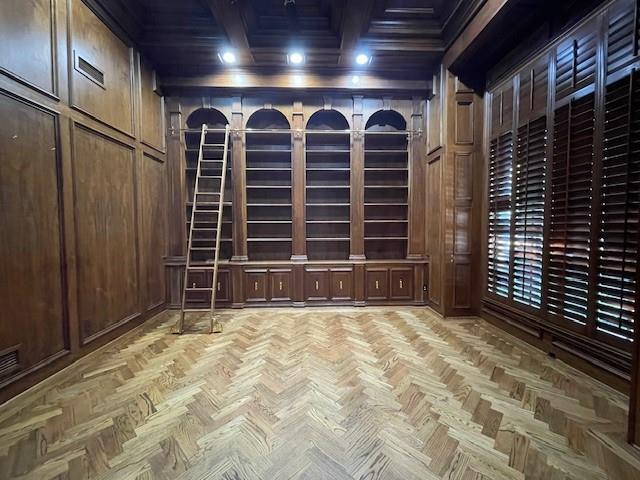 Building Photo - 6341 Waggoner Dr